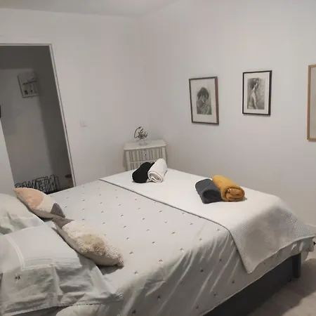Apartment Paisible Clichy